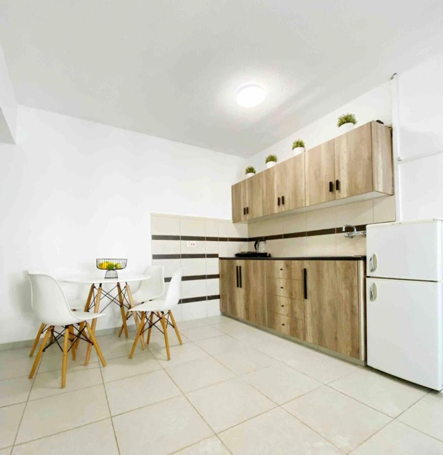 Flat In The Heart Of Ayia Napa/Центр Айя Напы 아파트 외부 사진